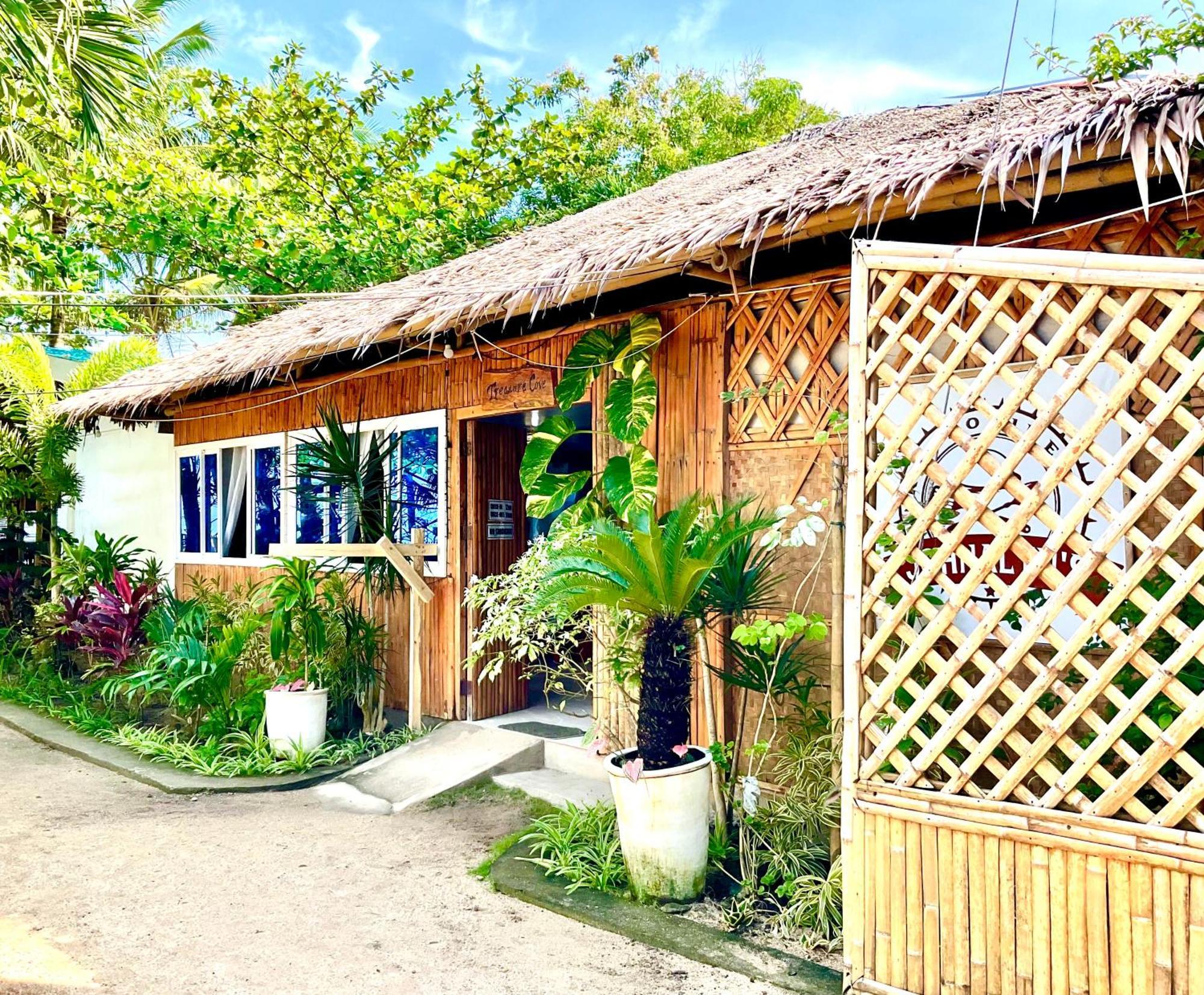 Treasure Beach Resort Carles ภายนอก รูปภาพ