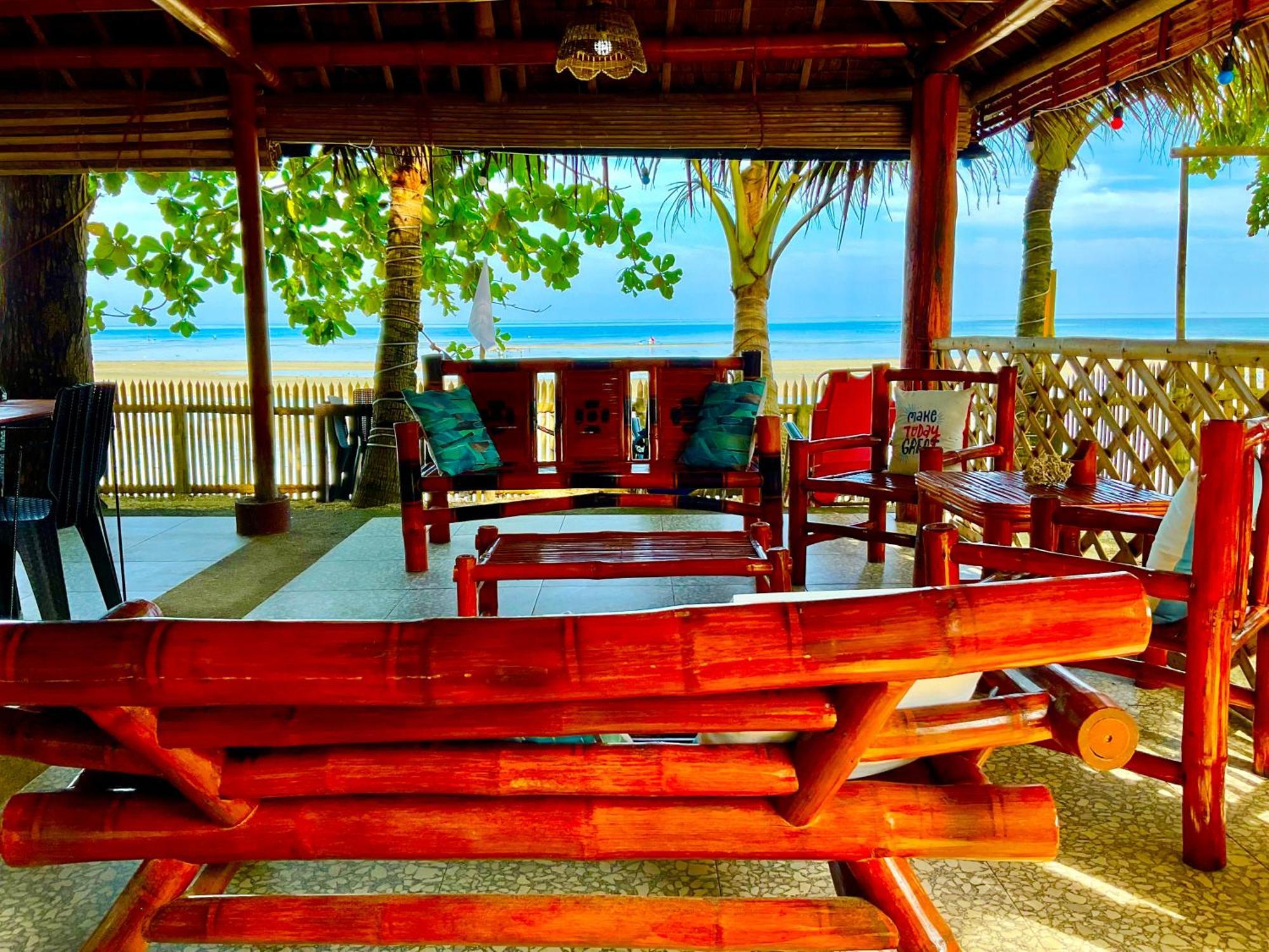 Treasure Beach Resort Carles ภายนอก รูปภาพ