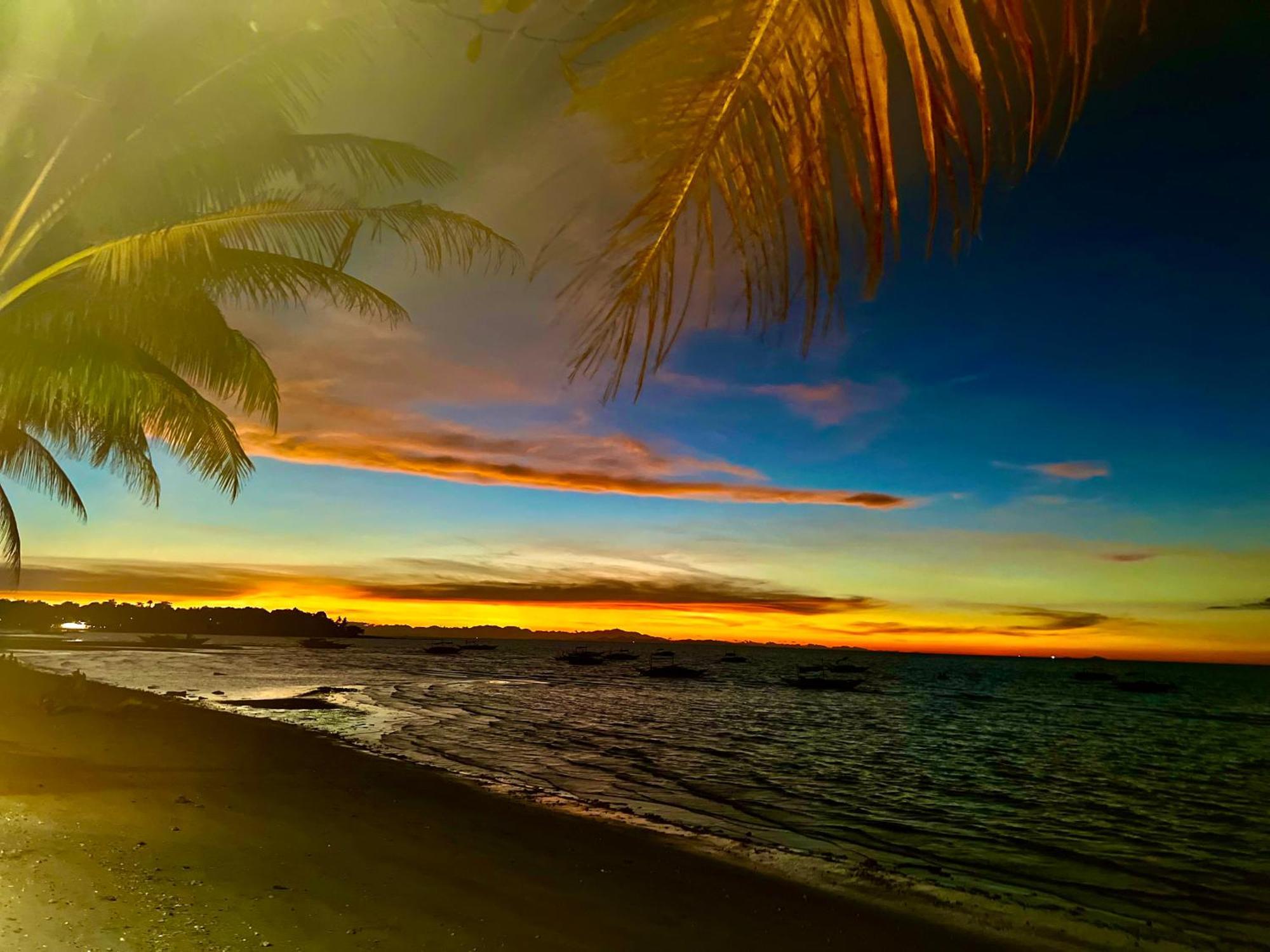 Treasure Beach Resort Carles ภายนอก รูปภาพ
